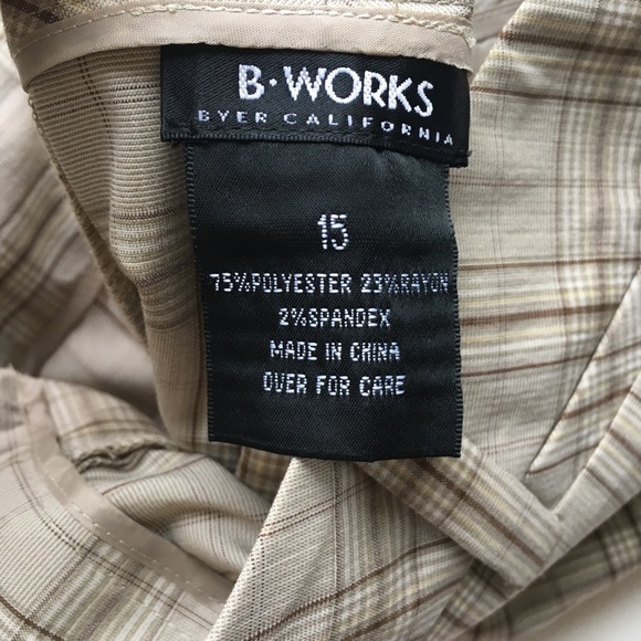 Shorts - Picture 4 of 4